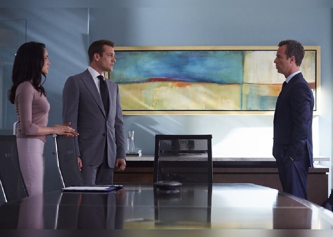 #62. Suits